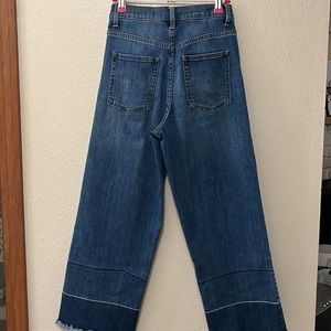 XS Uniqlo Jeans. High waist, wide leg. Super soft and comfy.